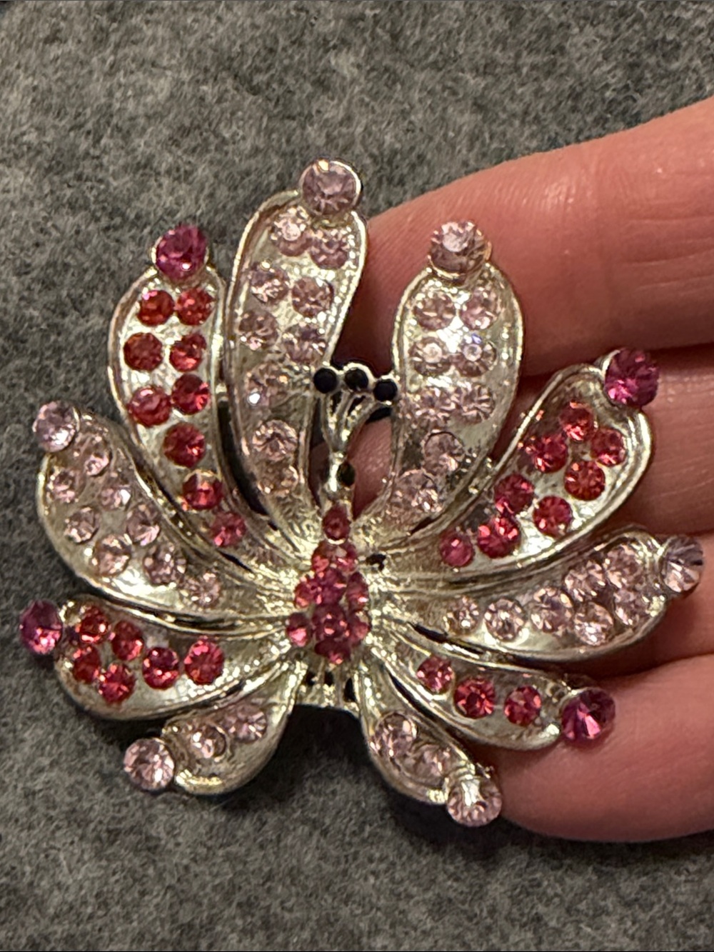 Vintage style silver Peacock Brooch dark & light pink rhinestones pave crystals